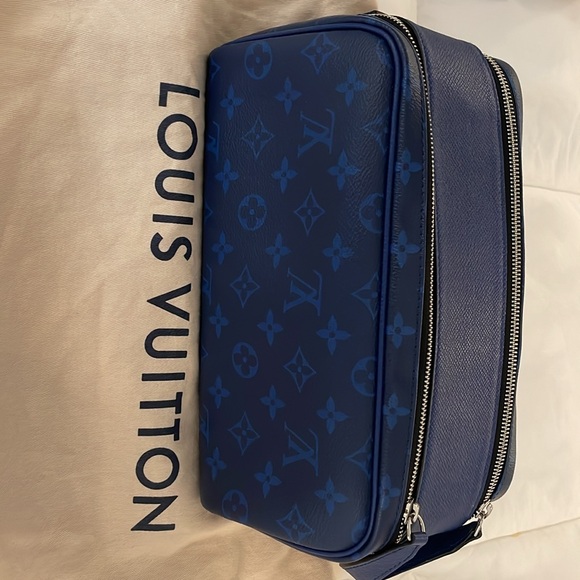 Louis Vuitton Taigalama Dopp-Kit Pouch - Picture 4 of 6